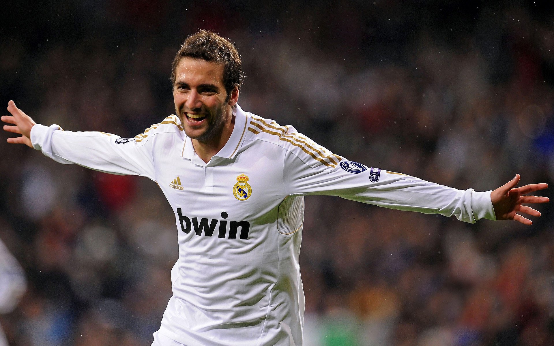 本泽马接管世界排名之战，伊拉克如何翻盘加纳，重绘足球政治地图？