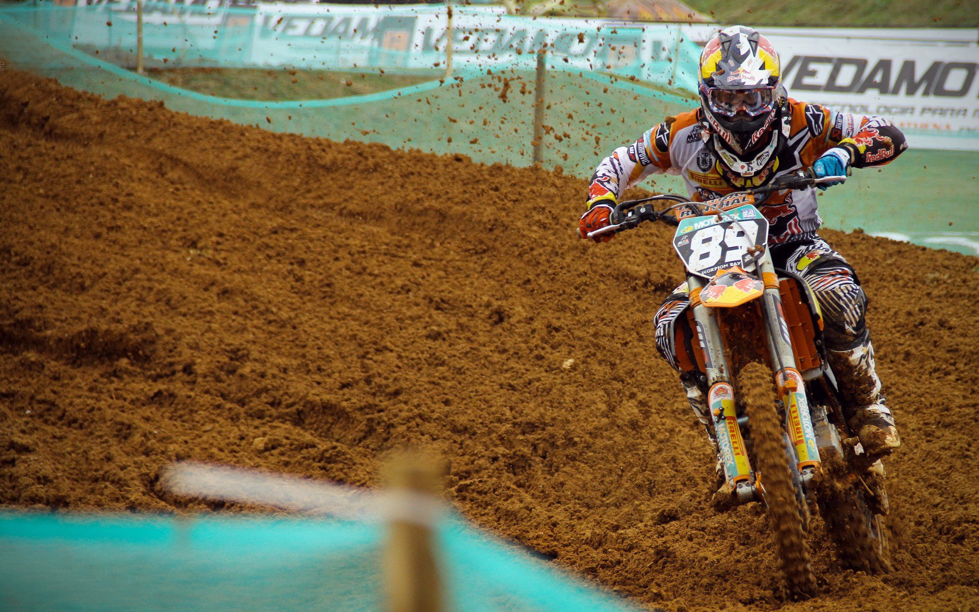 勇士硬仗取胜深圳队，小贾伦成为关键先生，当沉默的利刃刺破喧嚣